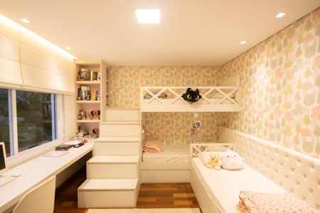 Casa à venda com 390m², 3 quartos e 5 vagas Casa à venda com 390m², 3 quartos e 5 vagasSuíte 2