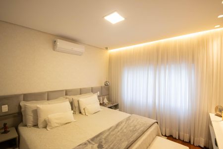 Casa à venda com 390m², 3 quartos e 5 vagas Casa à venda com 390m², 3 quartos e 5 vagasSuíte 1