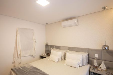 Casa à venda com 390m², 3 quartos e 5 vagas Casa à venda com 390m², 3 quartos e 5 vagasSuíte 1