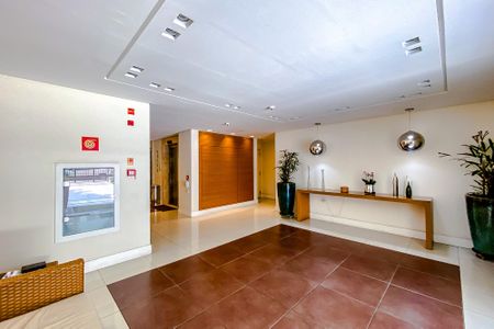 Apartamento à venda com 68m², 2 quartos e 1 vagaÁrea comum