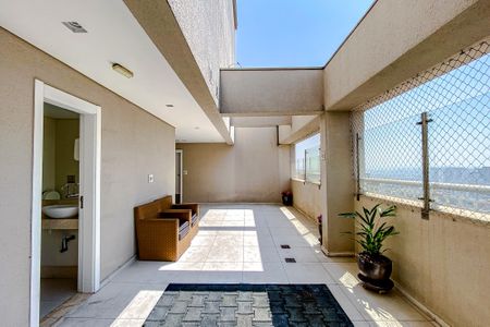 Apartamento à venda com 68m², 2 quartos e 1 vagaÁrea comum