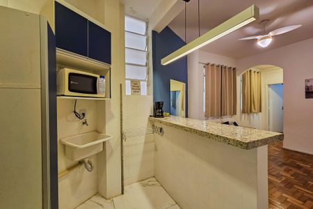 Apartamento à venda com 53m², 1 quarto e sem vagaCozinha e Área de Serviço