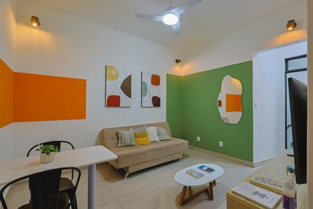 Apartamento à venda com 53m², 1 quarto e sem vaga Apartamento à venda com 53m², 1 quarto e sem vagaSala