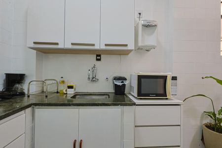 Apartamento à venda com 53m², 1 quarto e sem vaga Apartamento à venda com 53m², 1 quarto e sem vagaCozinha e Área de Serviço
