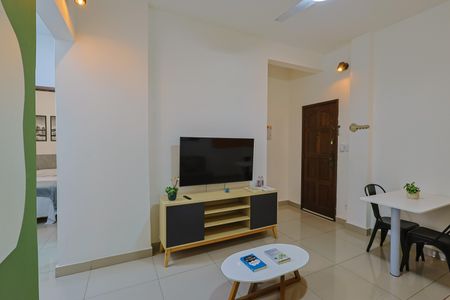 Apartamento à venda com 53m², 1 quarto e sem vaga Apartamento à venda com 53m², 1 quarto e sem vagaSala