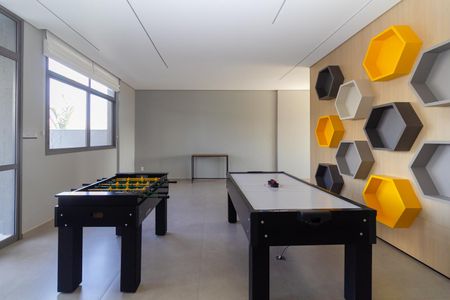 Apartamento para alugar com 63m², 2 quartos e 1 vaga Apartamento para alugar com 63m², 2 quartos e 1 vagaSalão de jogos