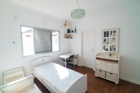 Casa à venda com 589m², 4 quartos e 3 vagas Casa à venda com 589m², 4 quartos e 3 vagasSuíte 2