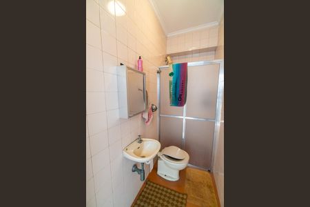 Casa à venda com 589m², 4 quartos e 3 vagas Casa à venda com 589m², 4 quartos e 3 vagasBanheiro de serviço