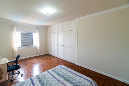 Casa à venda com 589m², 4 quartos e 3 vagas Casa à venda com 589m², 4 quartos e 3 vagasSuíte 4