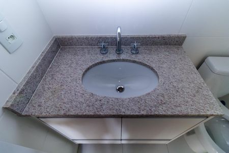 Apartamento para alugar com 64m², 2 quartos e 1 vaga Apartamento para alugar com 64m², 2 quartos e 1 vagaBanheiro