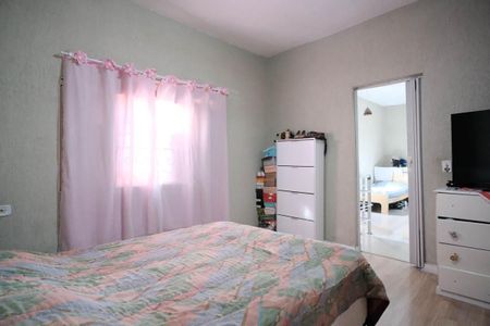 Casa à venda com 200m², 3 quartos e 3 vagasQuarto