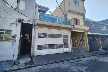 Casa à venda com 200m², 3 quartos e 3 vagasFachada