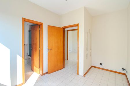 Apartamento para alugar com 180m², 3 quartos e 1 vagaSuíte