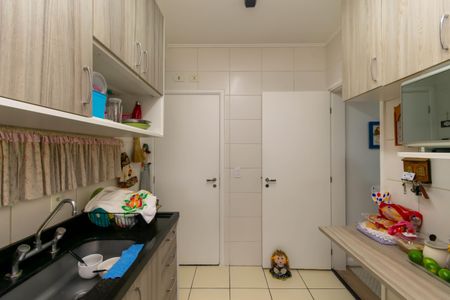 Apartamento à venda com 96m², 3 quartos e 2 vagasCozinha