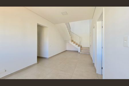 Apartamento para alugar com 129m², 2 quartos e 2 vagas Apartamento para alugar com 129m², 2 quartos e 2 vagasSala