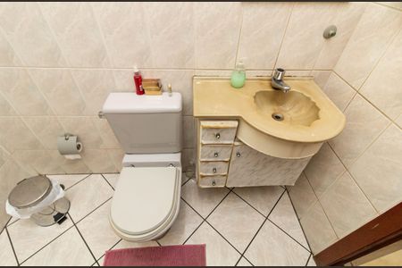 Casa para alugar com 140m², 4 quartos e 5 vagas Casa para alugar com 140m², 4 quartos e 5 vagasBanheiro 3
