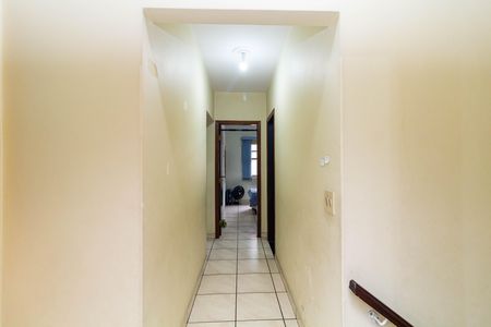 Casa para alugar com 140m², 4 quartos e 5 vagas Casa para alugar com 140m², 4 quartos e 5 vagasCorredor