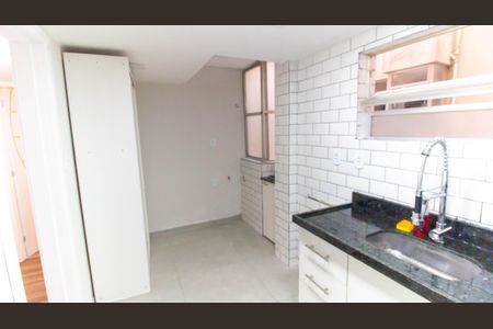 Apartamento à venda com 65m², 2 quartos e 1 vaga Apartamento à venda com 65m², 2 quartos e 1 vagaCozinha