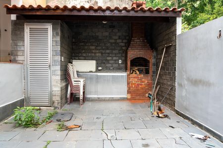 Casa à venda com 117m², 2 quartos e 1 vaga