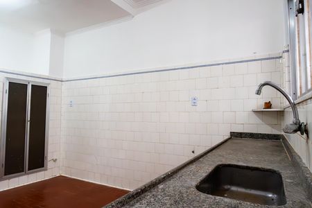 Casa à venda com 117m², 2 quartos e 1 vaga