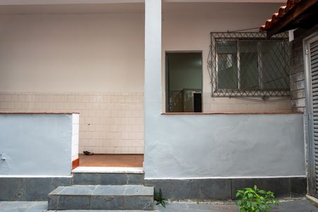 Casa à venda com 117m², 2 quartos e 1 vaga