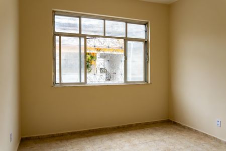 Casa à venda com 117m², 2 quartos e 1 vaga