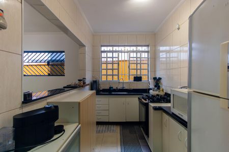 Casa à venda com 300m², 6 quartos e 3 vagasCasa 2 - Cozinha