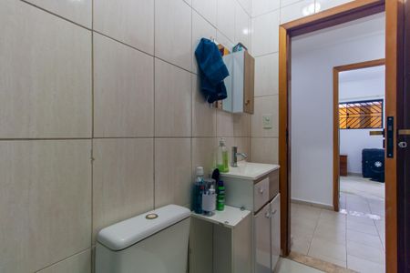 Casa à venda com 300m², 6 quartos e 3 vagasCasa 2 - Banheiro 