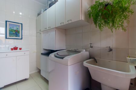 Casa à venda com 300m², 6 quartos e 3 vagasÁrea de Serviço