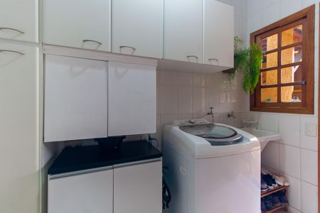 Casa à venda com 300m², 6 quartos e 3 vagasÁrea de Serviço