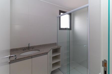 Apartamento para alugar com 93m², 3 quartos e 1 vaga Apartamento para alugar com 93m², 3 quartos e 1 vagaBanheiro da Suíte 2