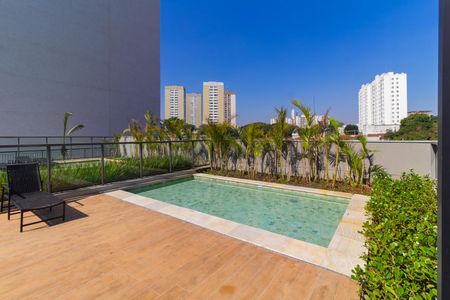 Apartamento para alugar com 93m², 3 quartos e 1 vaga Apartamento para alugar com 93m², 3 quartos e 1 vagaÁrea comum - Piscina