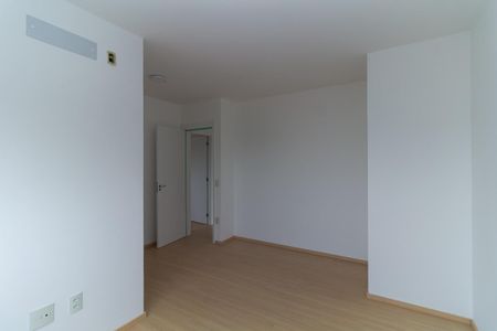 Apartamento para alugar com 93m², 3 quartos e 1 vaga Apartamento para alugar com 93m², 3 quartos e 1 vagaSuíte 2