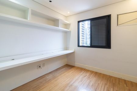 Apartamento à venda com 104m², 3 quartos e 2 vagas Apartamento à venda com 104m², 3 quartos e 2 vagasQuarto 2