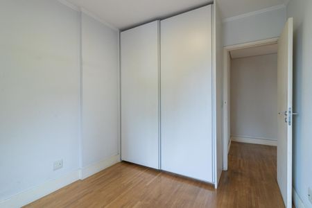 Apartamento à venda com 104m², 3 quartos e 2 vagas Apartamento à venda com 104m², 3 quartos e 2 vagasQuarto 1