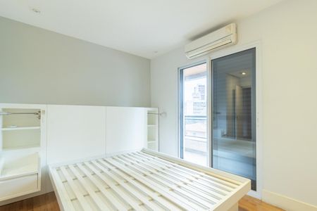 Apartamento à venda com 104m², 3 quartos e 2 vagas Apartamento à venda com 104m², 3 quartos e 2 vagasSuíte