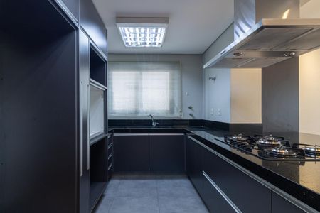 Apartamento à venda com 104m², 3 quartos e 2 vagas Apartamento à venda com 104m², 3 quartos e 2 vagasCozinha