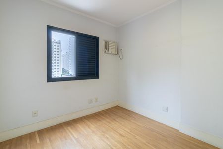 Apartamento à venda com 104m², 3 quartos e 2 vagas Apartamento à venda com 104m², 3 quartos e 2 vagasQuarto 1