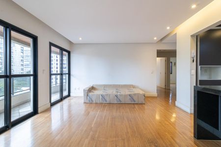 Apartamento à venda com 104m², 3 quartos e 2 vagas Apartamento à venda com 104m², 3 quartos e 2 vagasSala