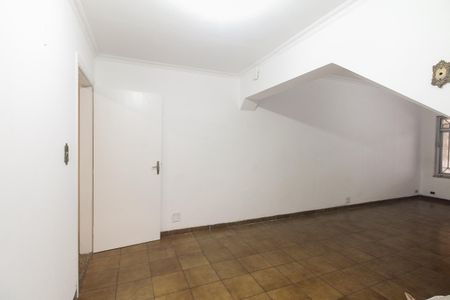 Casa à venda com 125m², 3 quartos e 2 vagasSala