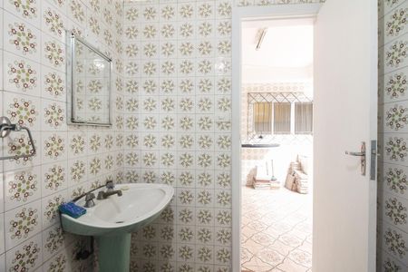 Casa à venda com 125m², 3 quartos e 2 vagasBanheiro de Serviço