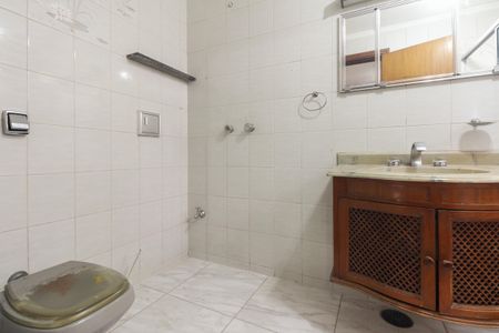 Casa à venda com 125m², 3 quartos e 2 vagasBanheiro Suíte