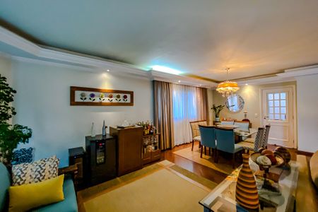 Apartamento para alugar com 223m², 3 quartos e 3 vagasSala