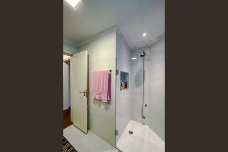 Apartamento para alugar com 223m², 3 quartos e 3 vagasBanheiro da Suíte 2