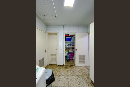 Apartamento para alugar com 223m², 3 quartos e 3 vagasÁrea de Serviço