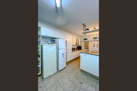 Apartamento para alugar com 223m², 3 quartos e 3 vagasCozinha
