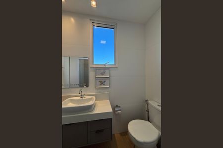 Apartamento à venda com 33m², 1 quarto e sem vagaBanheiro da Suíte