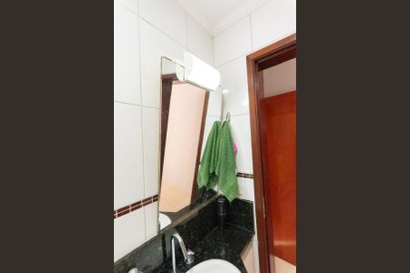 Casa à venda com 99m², 3 quartos e 2 vagasBanheiro da Suíte