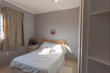 Casa à venda com 99m², 3 quartos e 2 vagasSuíte