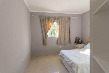 Casa à venda com 99m², 3 quartos e 2 vagasSuíte